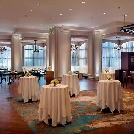 New Orleans Marriott Metairie At Lakeway Екстер'єр фото
