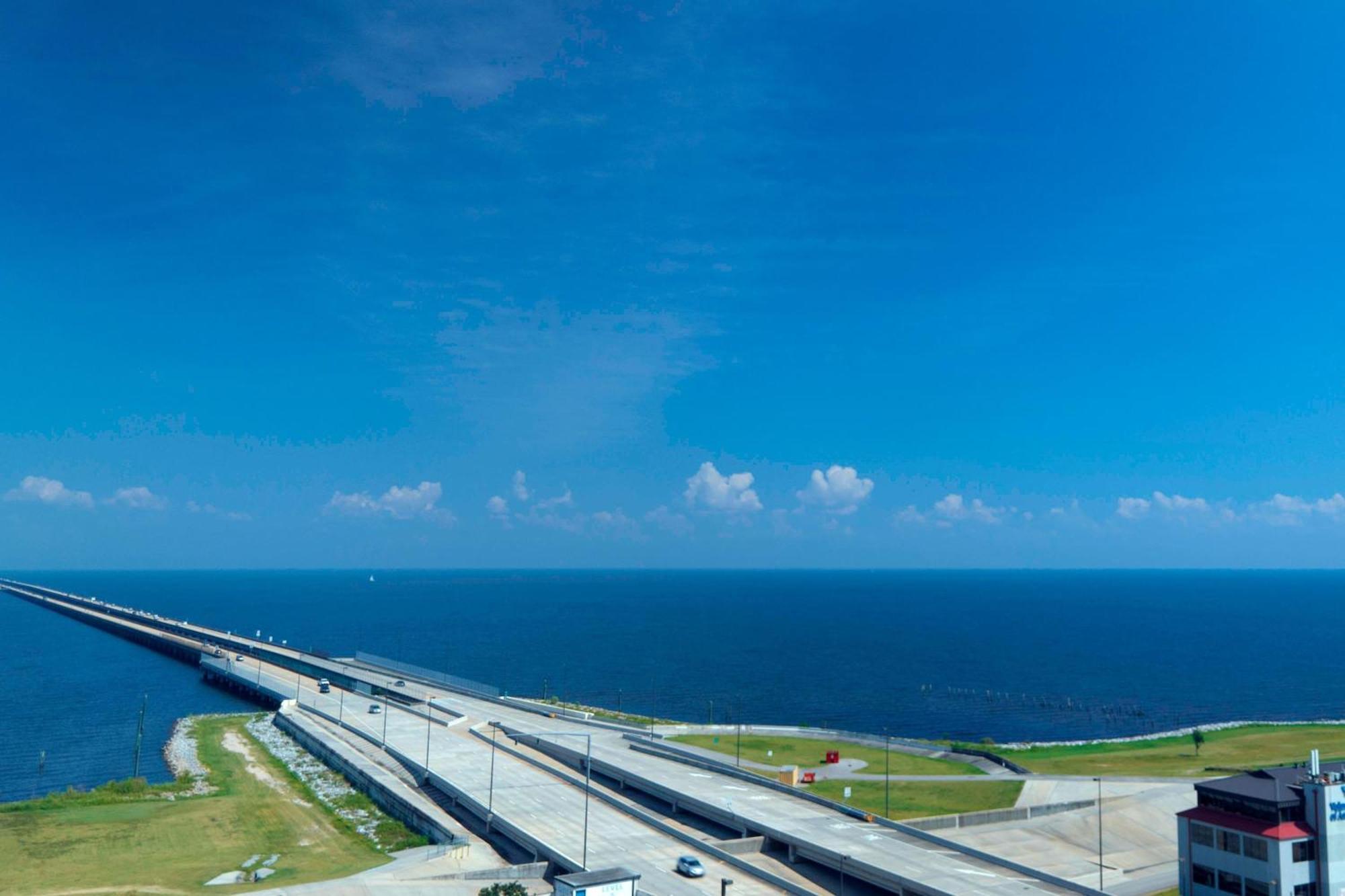 New Orleans Marriott Metairie At Lakeway Екстер'єр фото