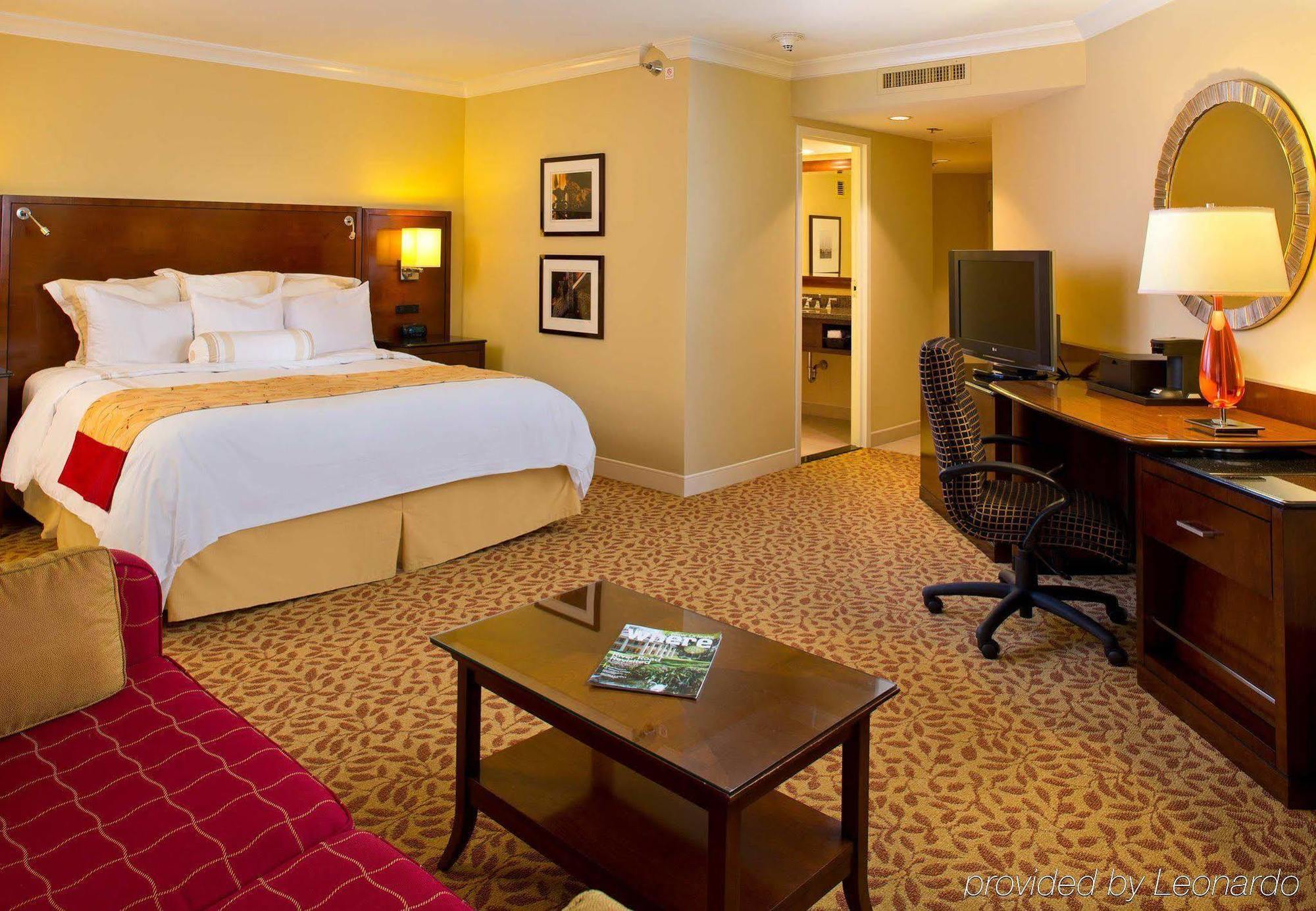 New Orleans Marriott Metairie At Lakeway Екстер'єр фото